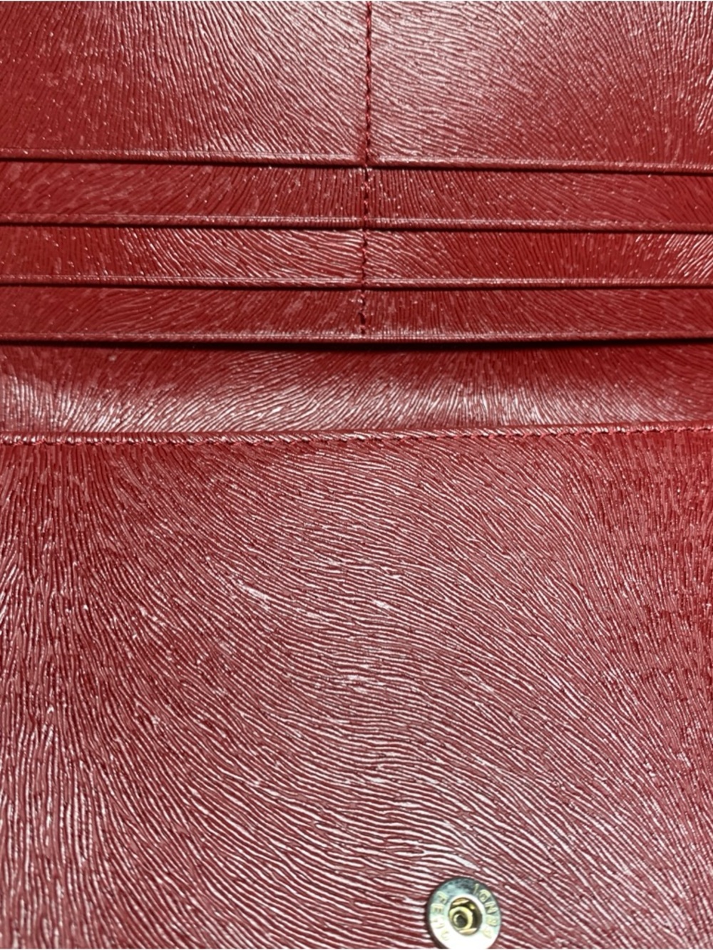 Fendi Red Wallet with Gold Logo - Picture 8 of 17